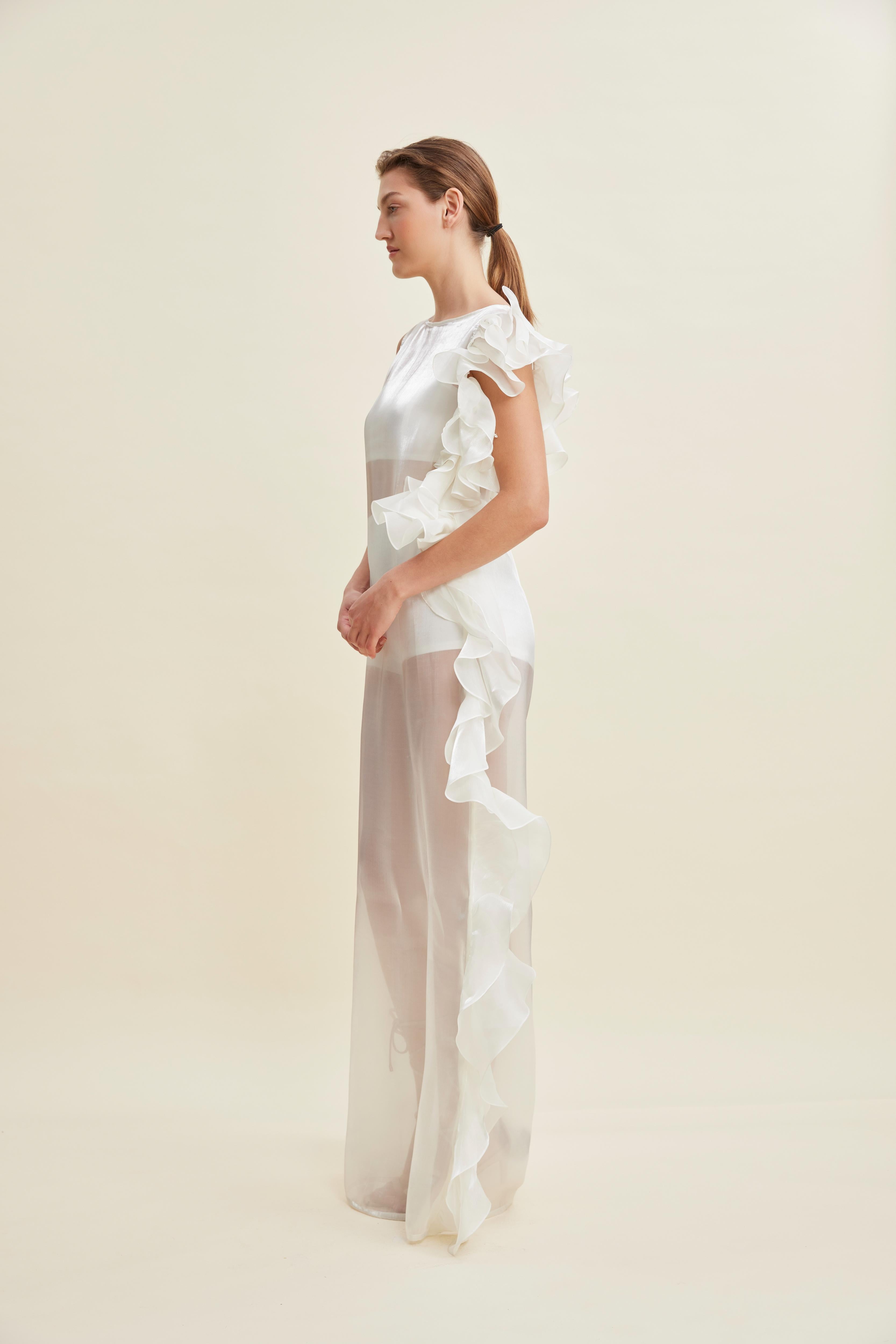 marlies grace grace satin dress Marlies Grace Refines Modern Eveningwear